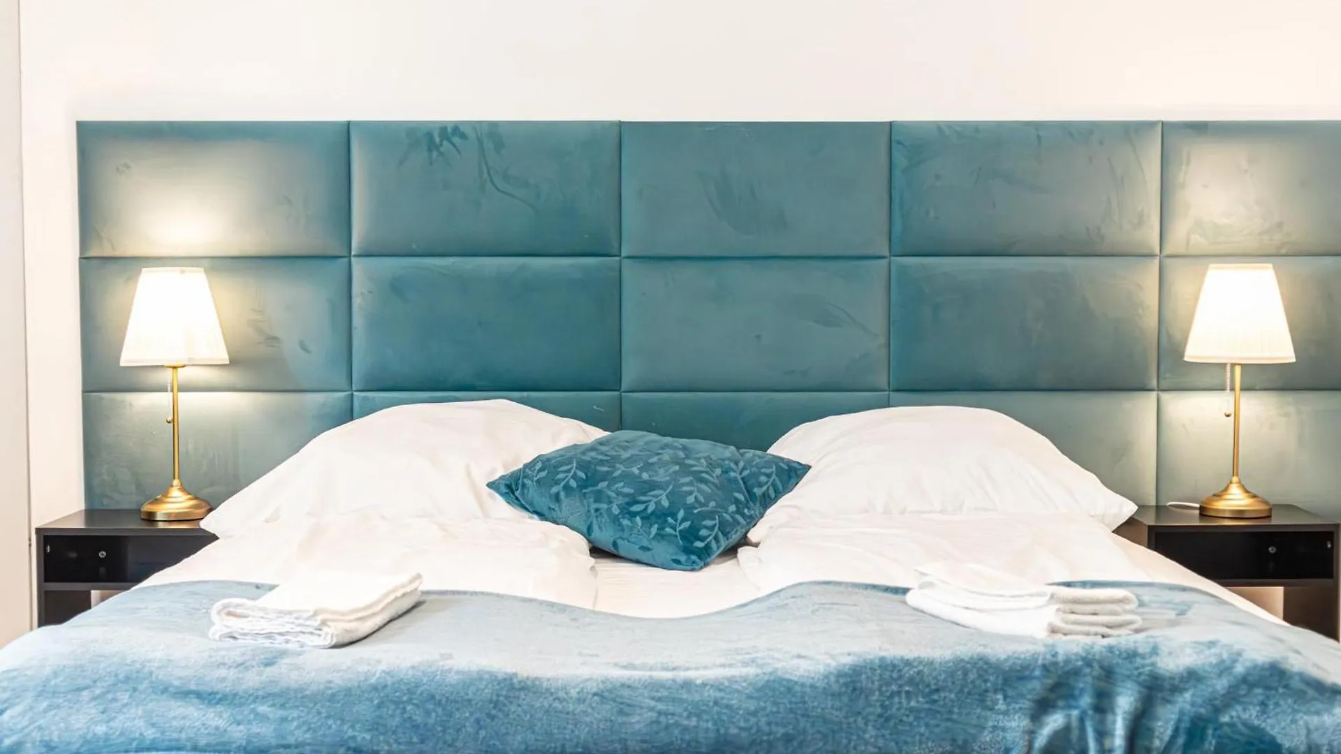 Comfortable City Living: 1Br W/ Private Garden Vienna Austria